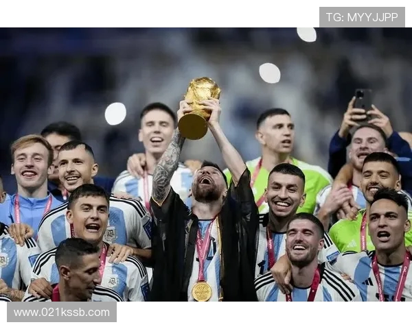 阿根廷三次问鼎世界杯的荣耀征程与传奇瞬间回顾及未来展望全景解析
